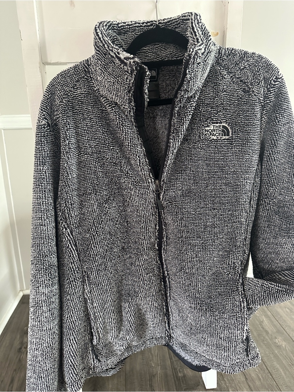 The North Face Men’s Black and Gray Zip-Up Fleece Jacket